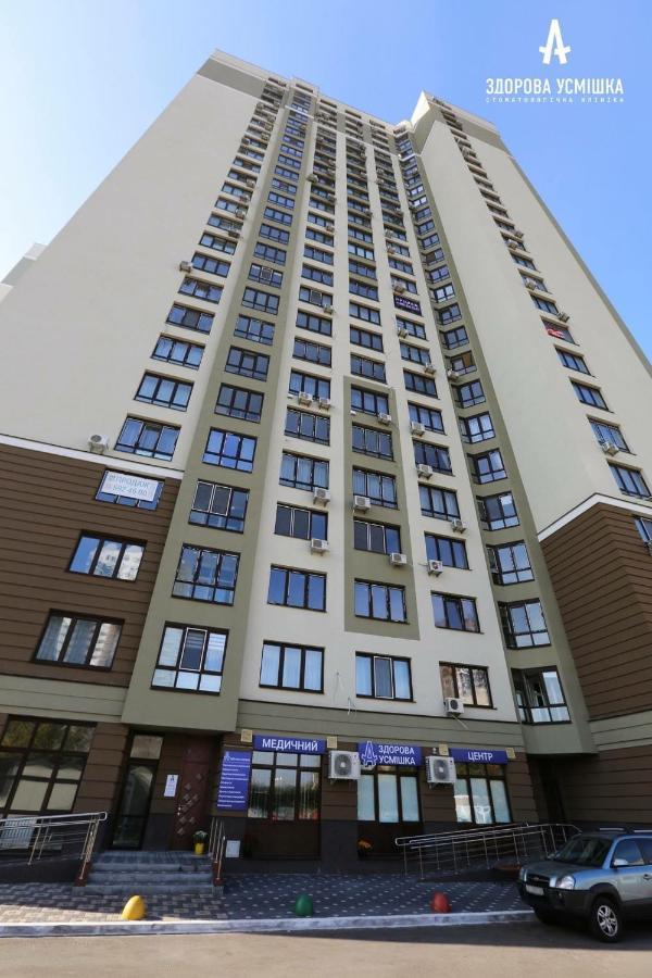 Видовая на 25 этаже Киев Экстерьер фото